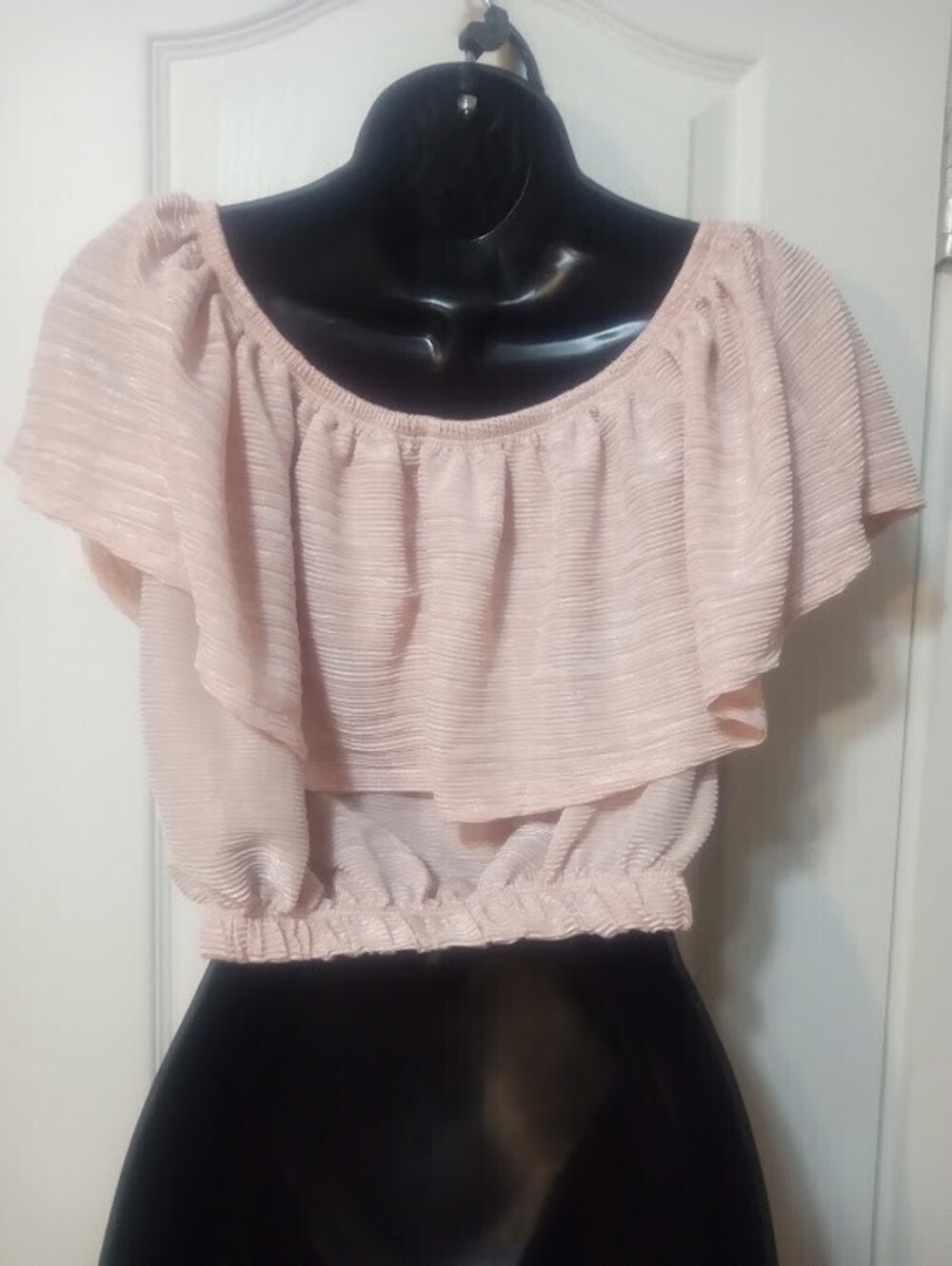 Blush Viola Floral Off‑Shoulder Top – Medium - Picture 3 of 6